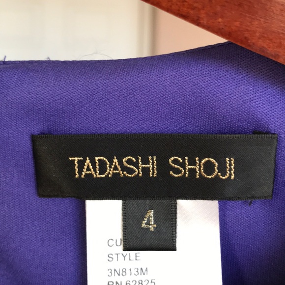 Dress - Picture 3 of 3